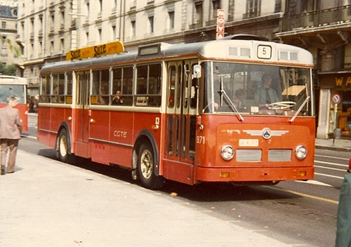Saurer 971 sur la ligne 5 - Copyright JML Saurer 971 sur la ligne 5 - Copyright JML