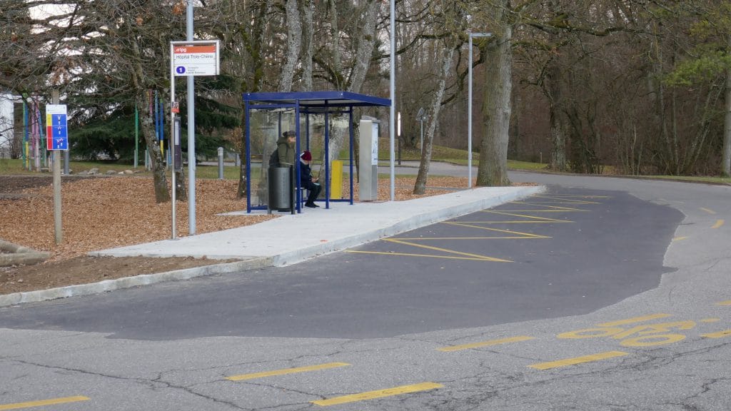 Arrêt "Hôpital Trois-Chêne", le 3 janvier 2017 - Photo copyright SNOTPG