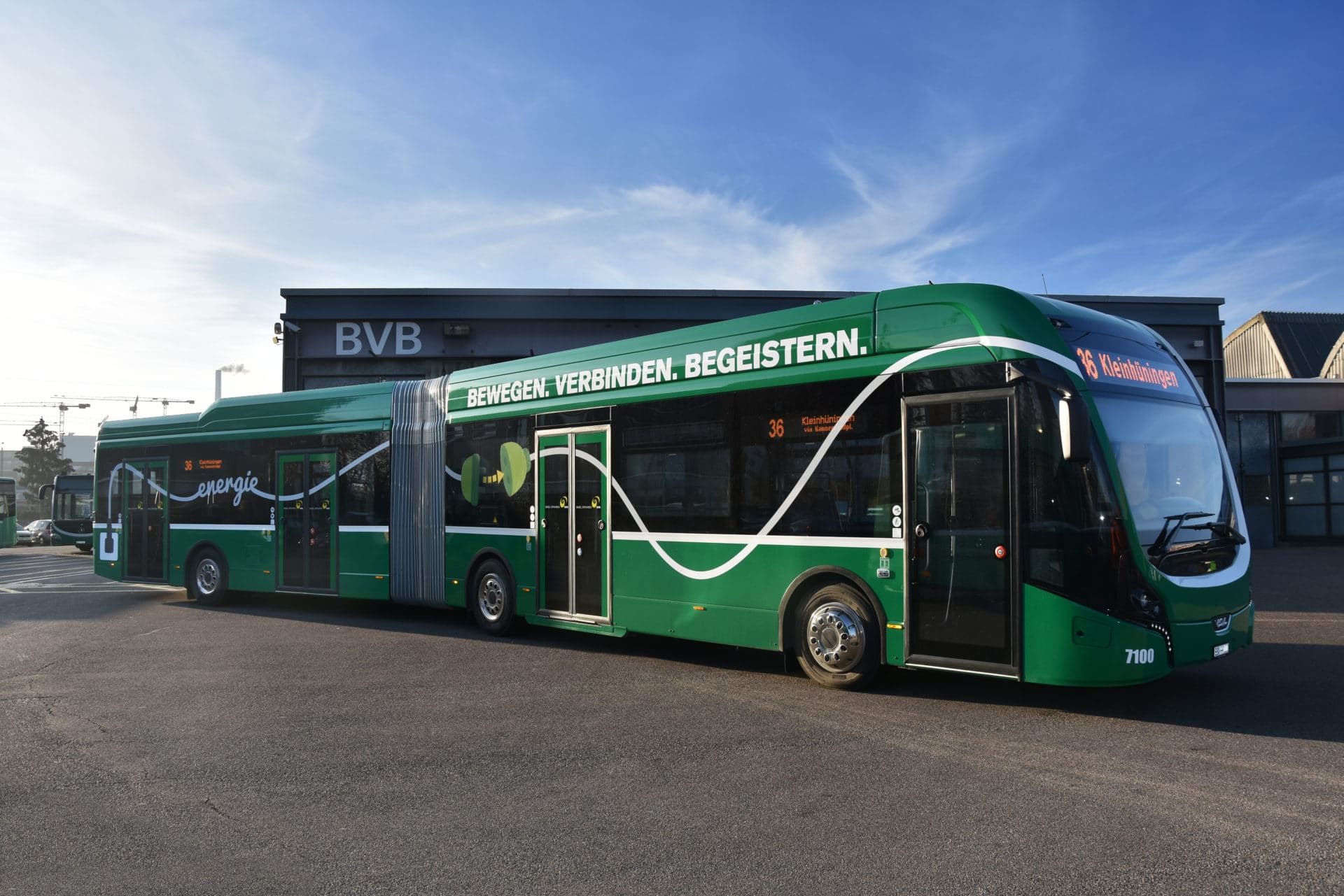 Bâle – mise en service du premier bus articulé électrique entièrement alimenté par batterie