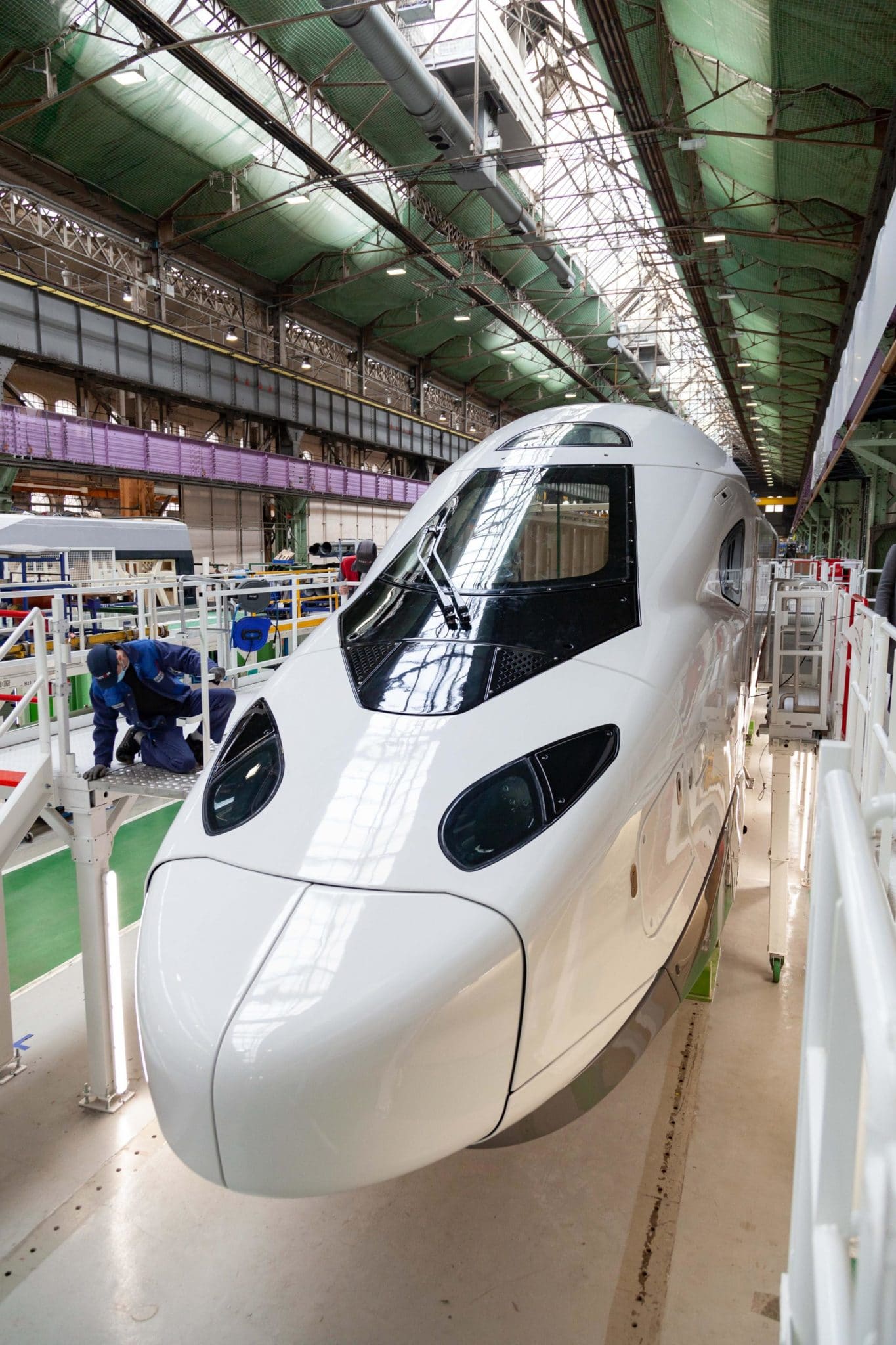 SNCF VOYAGEURS ET ALSTOM DÉVOILENT LA MOTRICE DU TGV M