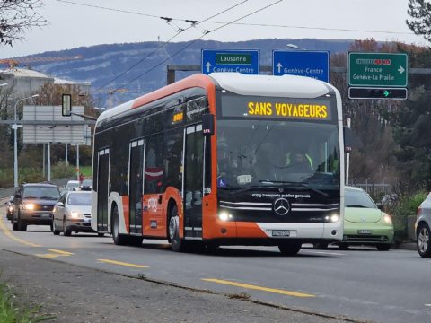 Essais sur la ligne 15 et nouveaux véhicules