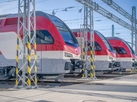 Stadler étend sa présence en Slovaquie avec de nouveaux trains KISS